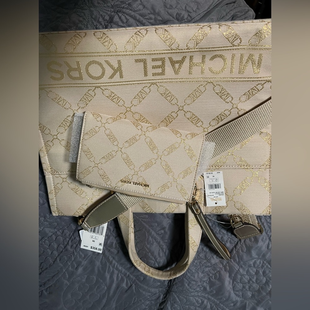 New Michael kors bag and wallet